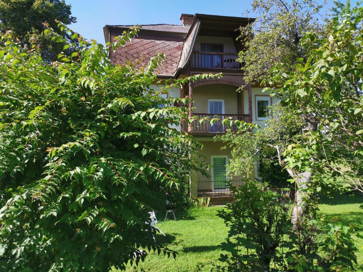 Bungalow & Apartments "Am Deber" Velden - Augsdorf Velden am Wörthersee Exterior photo