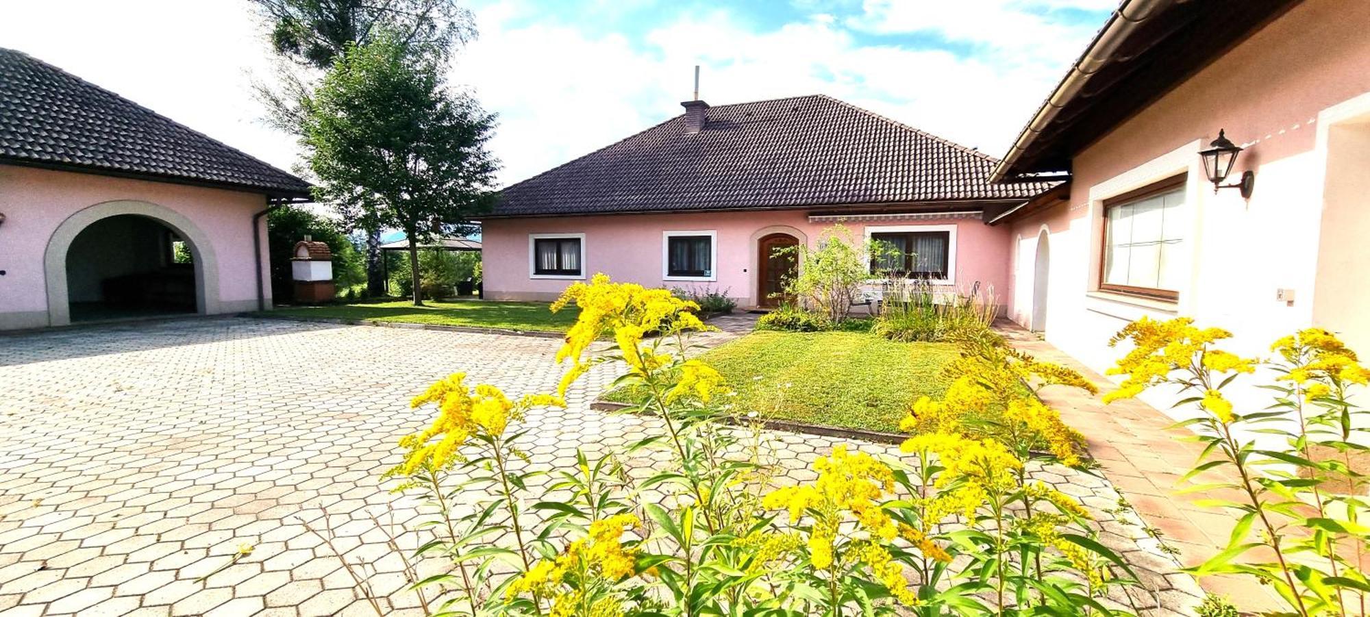 Bungalow & Apartments "Am Deber" Velden - Augsdorf Velden am Wörthersee Exterior photo